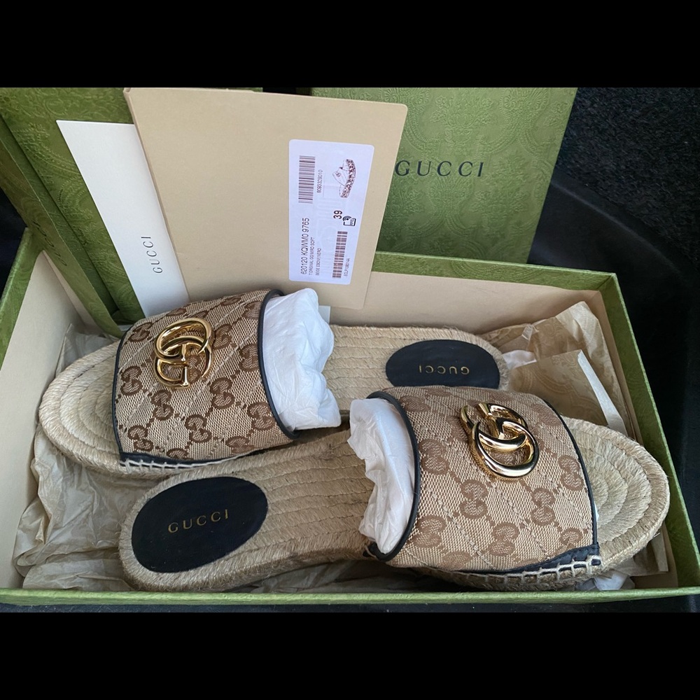 GUCCI sandals